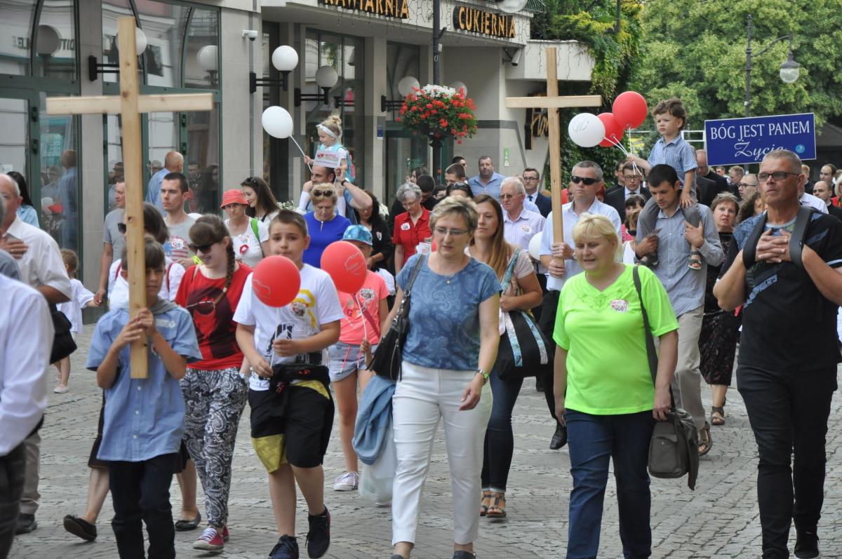 Manifestowali poparcie dla życia i rodziny