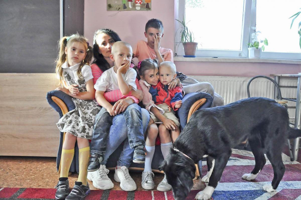Matka z siedmiorgiem dzieci na 38 metrach kwadratowych