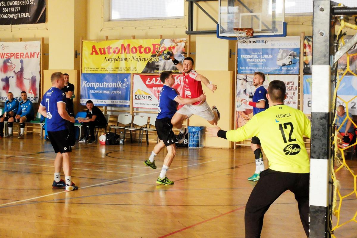 „Miedziowi” bez szans w Przemyślu