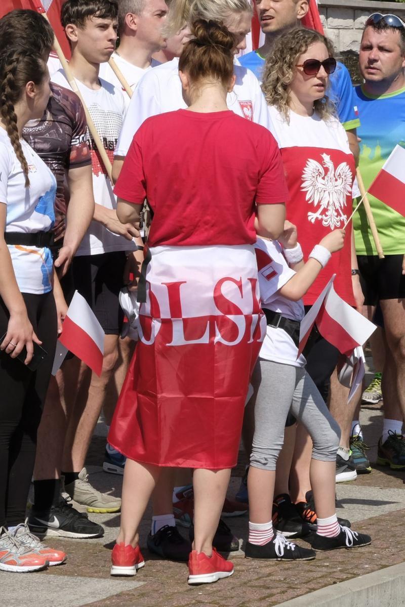 Okiem czepialskiego: odpowiednie miejsce na państwową flagę?