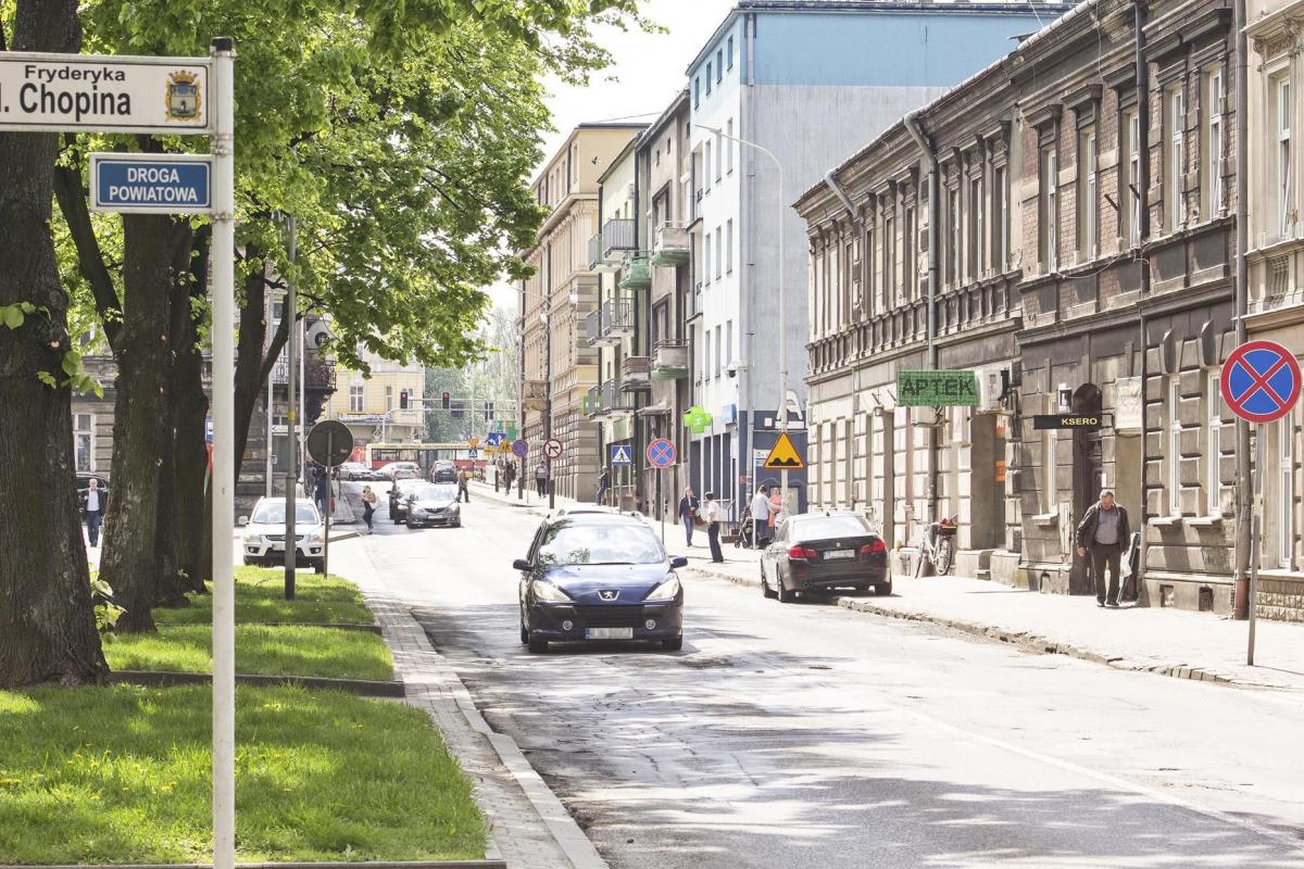 Czy konflikt o Kraszewskiego to już święta wojna? 