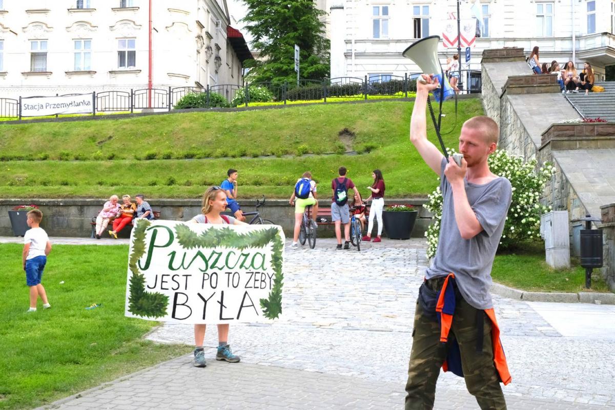 Przemyśl odwiedzili aktywiści działający w obronie puszczy