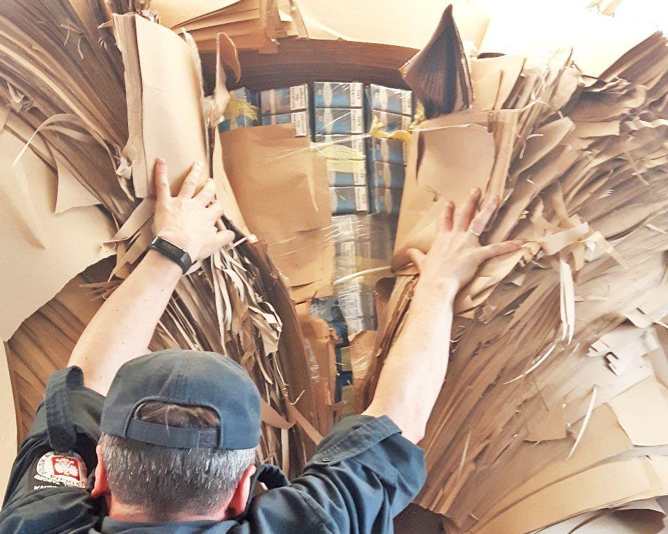 Gigantyczny przemyt papierosów