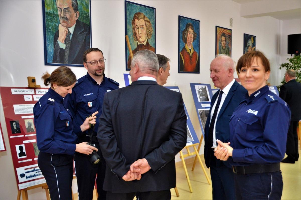 Policja w służbie Niepodległej [ZDJĘCIA]