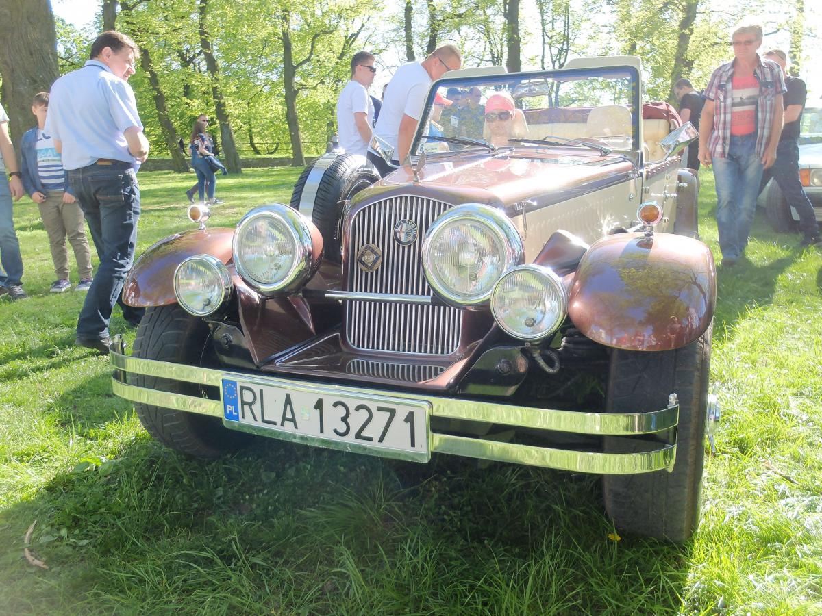 60 klasyków pod basztą Zamku Kazimierzowskiego [ZDJĘCIA]