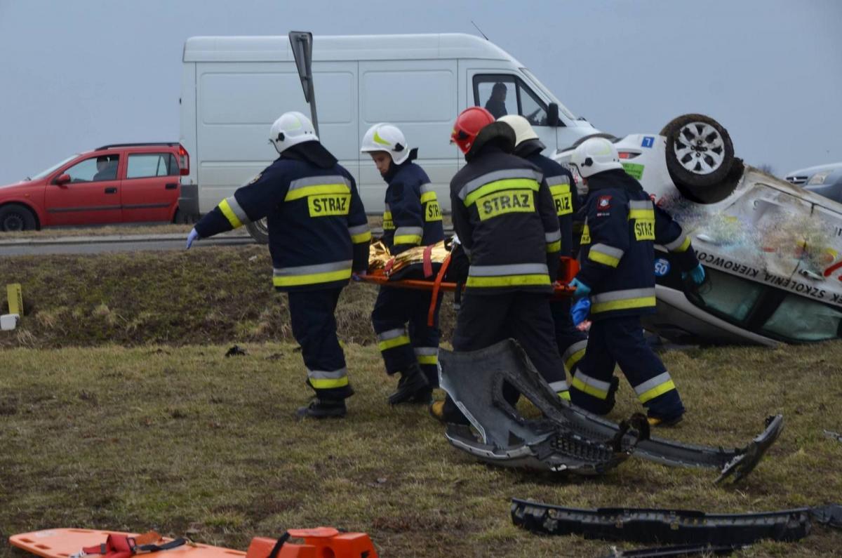 Zderzenie 4 pojazdów koło Radymna. 10 osób rannych. Droga zablokowana [ZDJĘCIA]