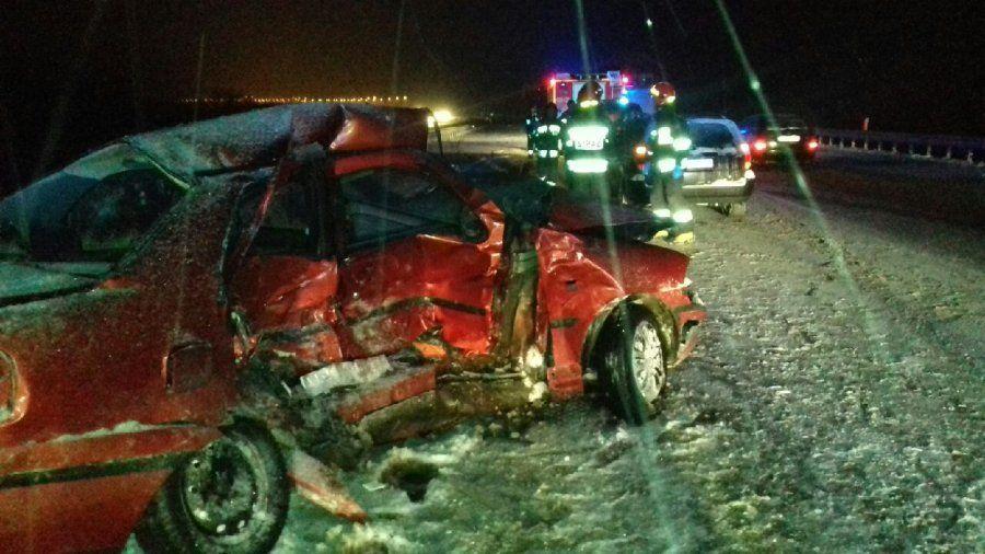 Niebezpieczne zderzenie na A4. 3 osoby w szpitalu