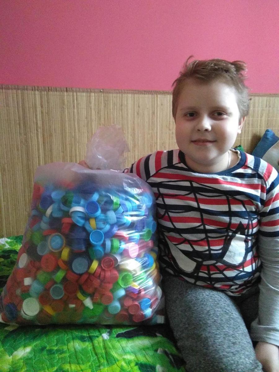 Zbieramy nakrętki dla 10-letniego Bartka! 