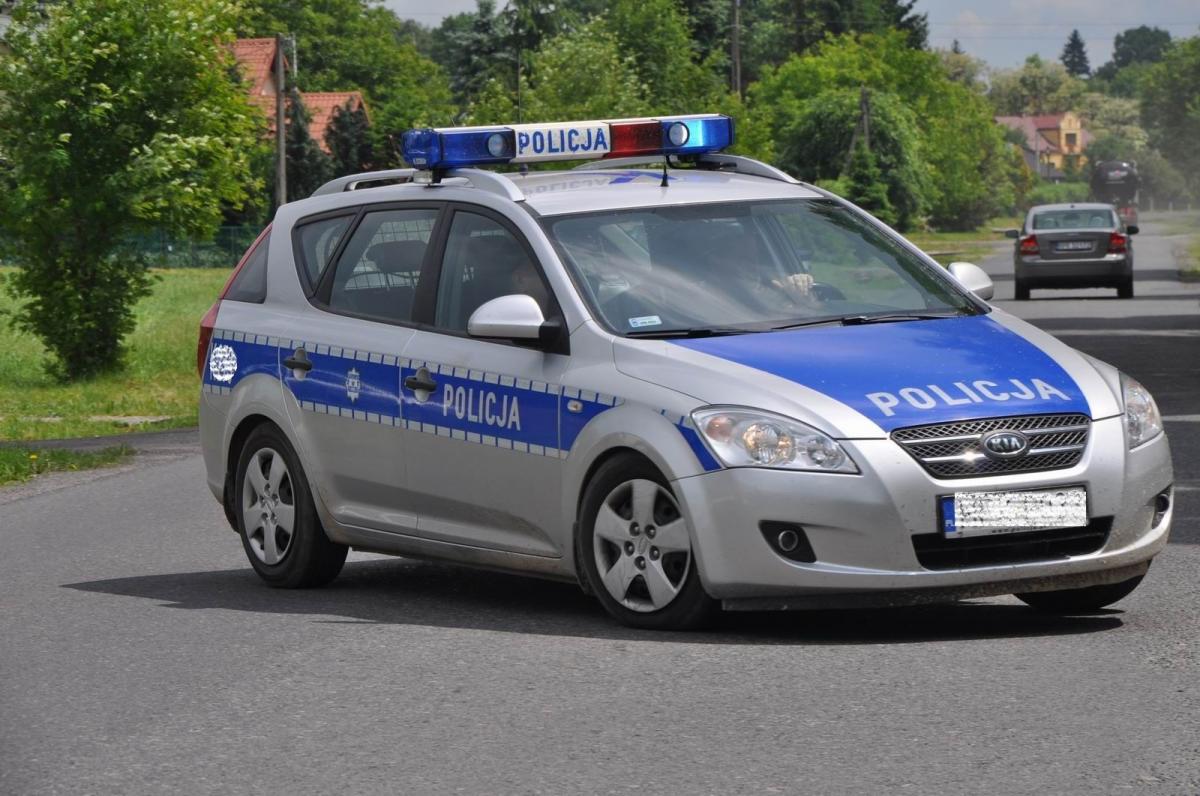Przemyscy policjanci jeździli radiowozami bez przeglądów technicznych
