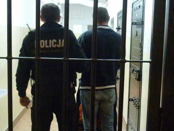 Trzymiesięczny areszt za znęcanie się nad rodziną