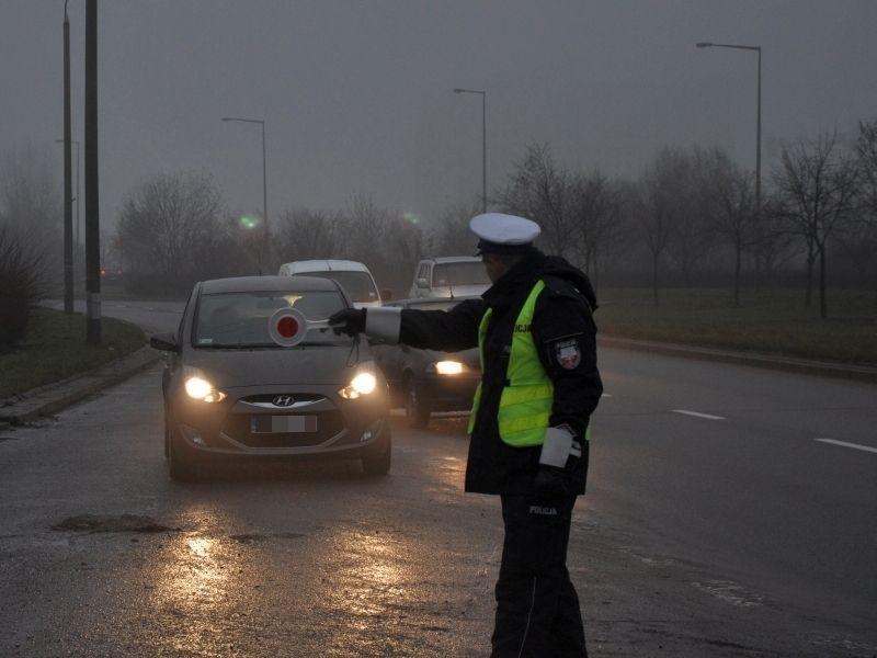Od rana wzmożone kontrole na drogach