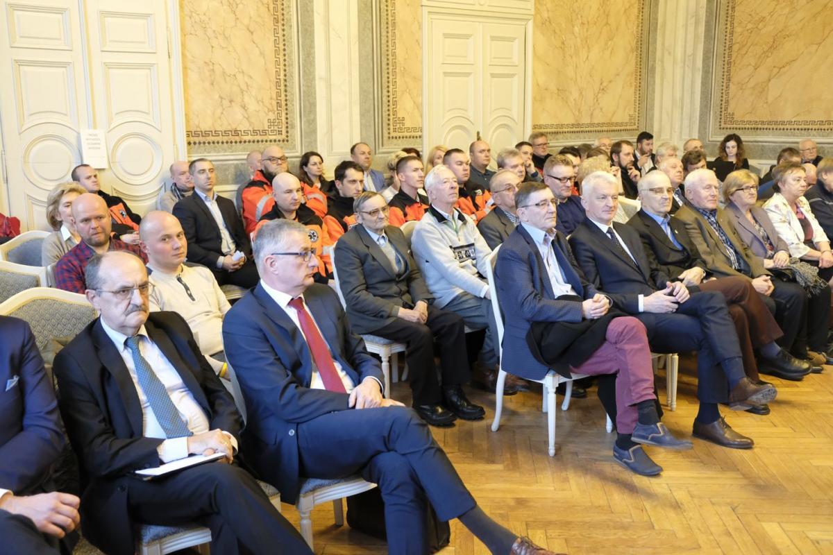 Rezolucja w sprawie przemyskiej służby zdrowia to bicie piany
