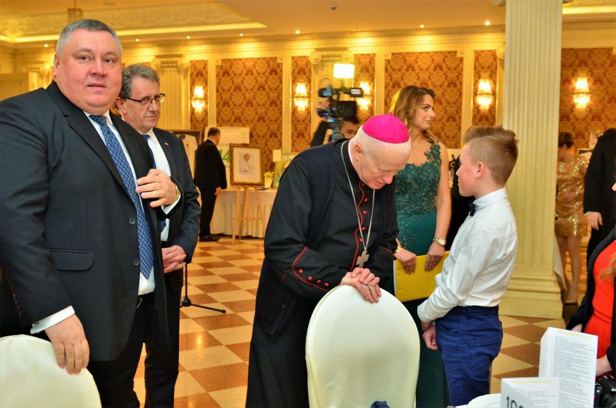 Ponad 200 tys. zł zebrano na balu charytatywnym