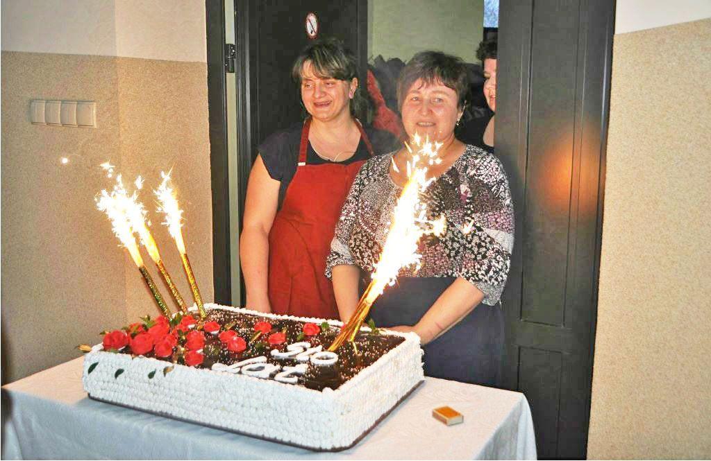 Sto lat i więcej! Seniorzy świętowali [ZDJĘCIA]