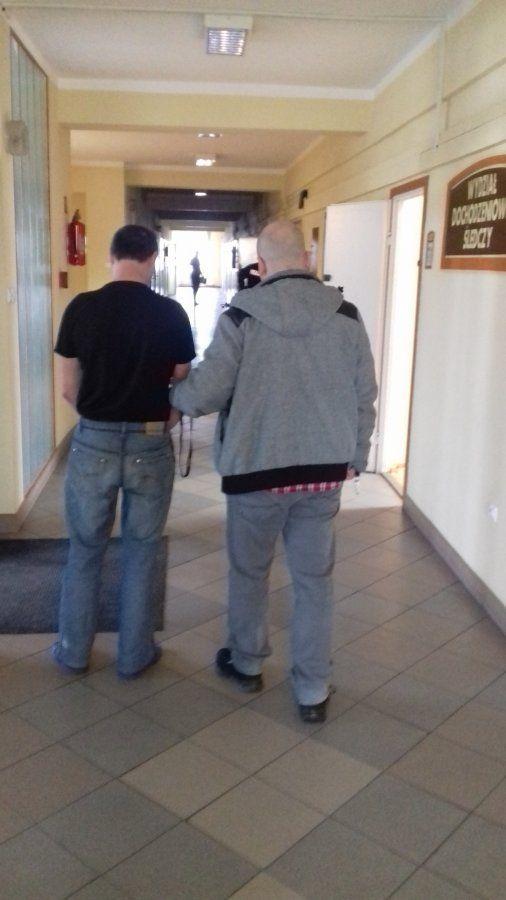 Zaatakował, pobił i okradł mieszkankę powiatu przemyskiego