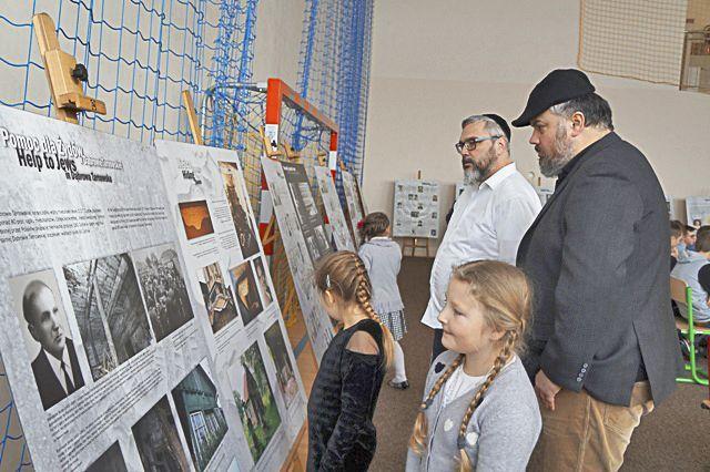 O nadziei, przetrwaniu i trudnej historii. Pamięć zagłady wciąż żywa [ZDJĘCIA]