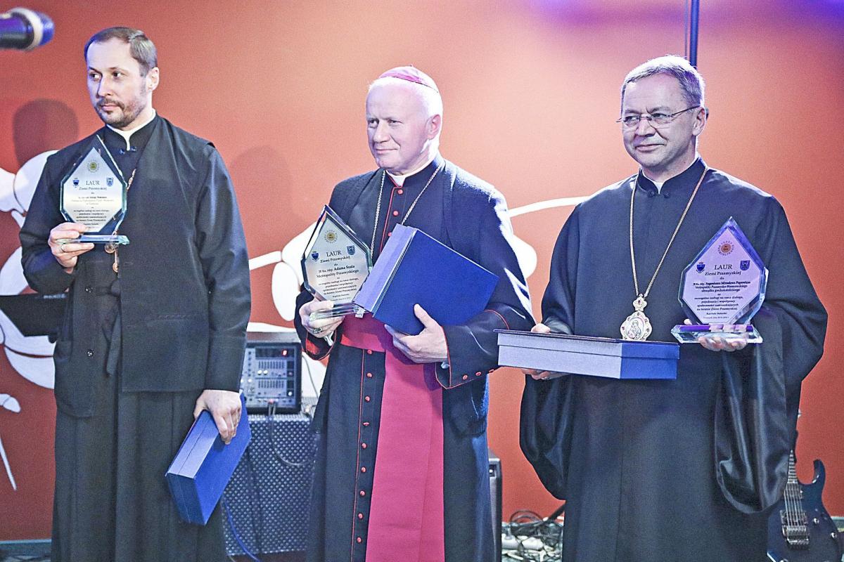 Duchowni 3 obrządków odznaczeni za zasługi na rzecz dialogu 