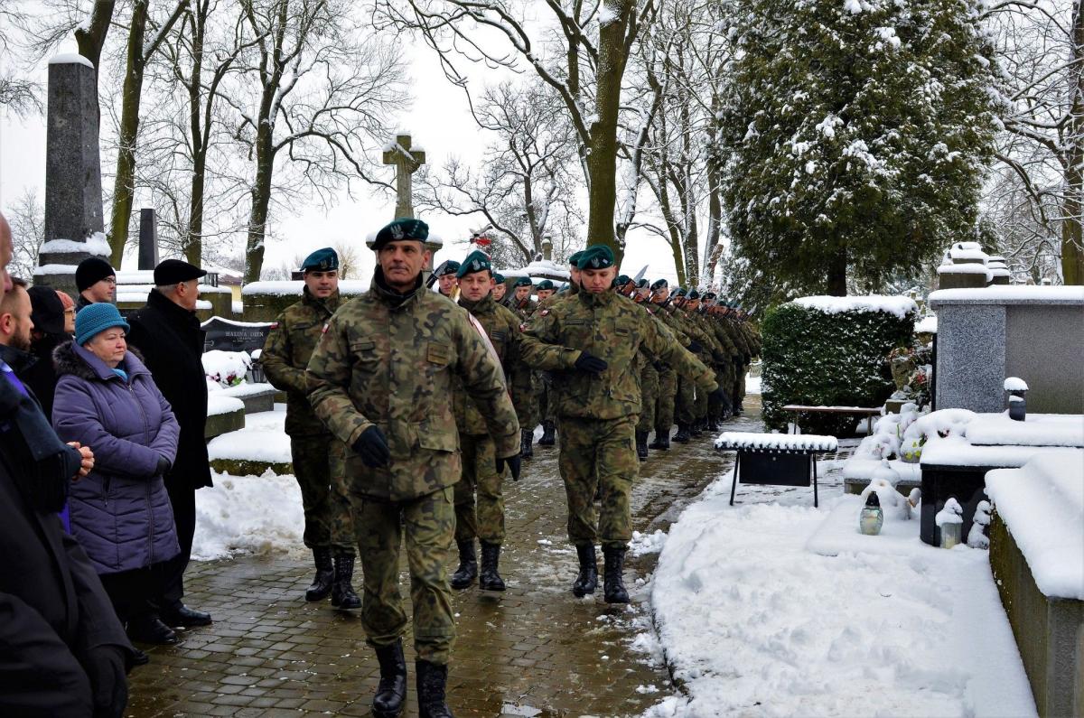 Oddali hołd bohaterom powstania styczniowego [ZDJĘCIA]