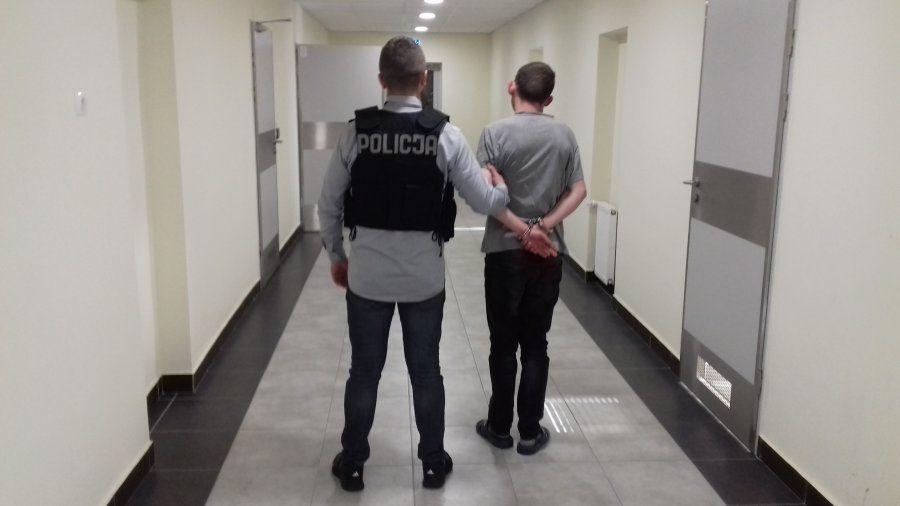 Złodziej seata wpadł podczas włamania do samochodu