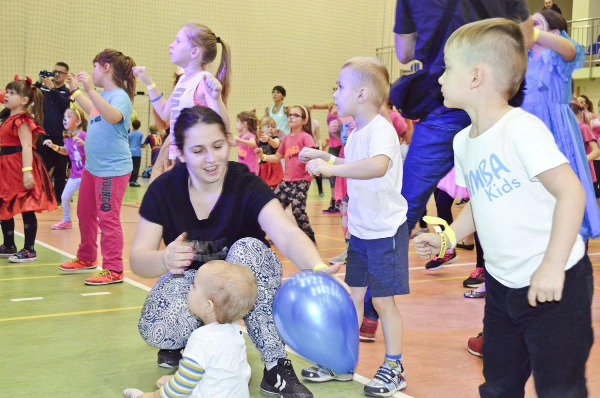Świetna zabawa, charytatywny cel. Maraton zumby [ZDJĘCIA]