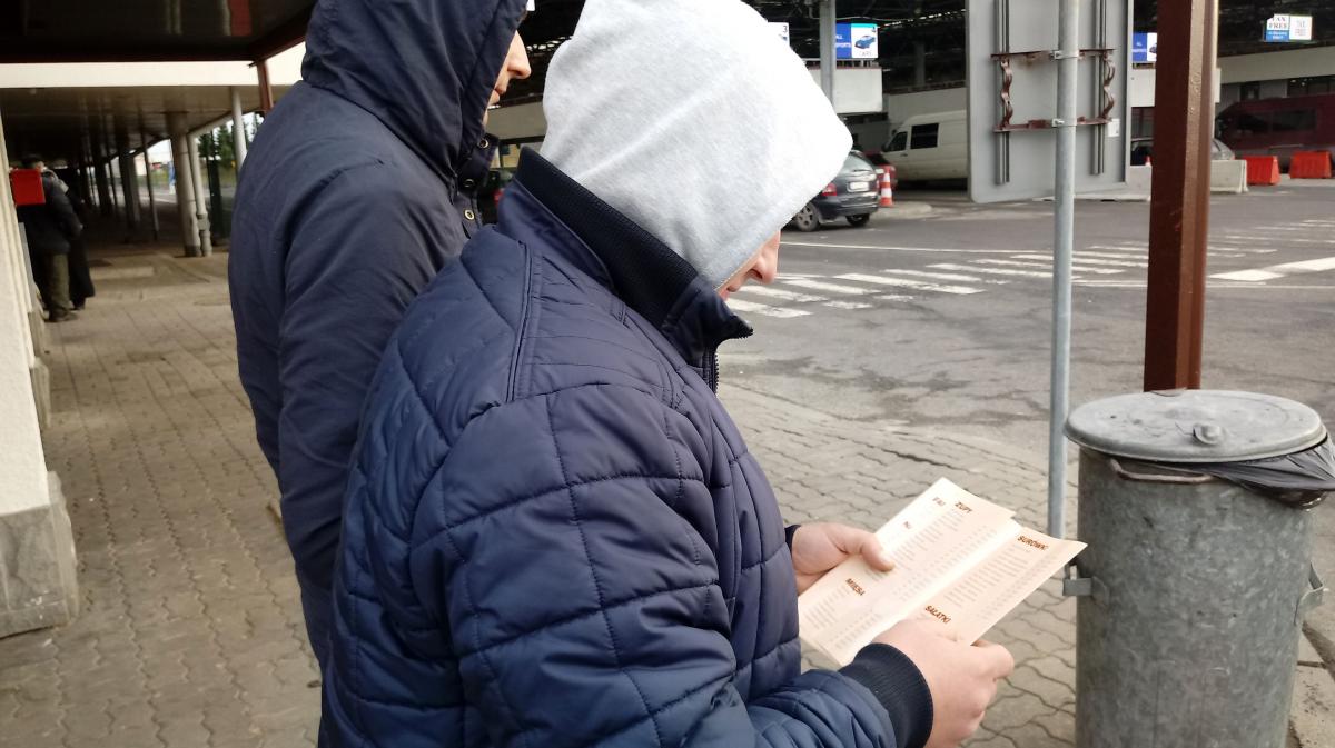 Podróżni na przejściu granicznym: Jesteśmy traktowani jak bydło