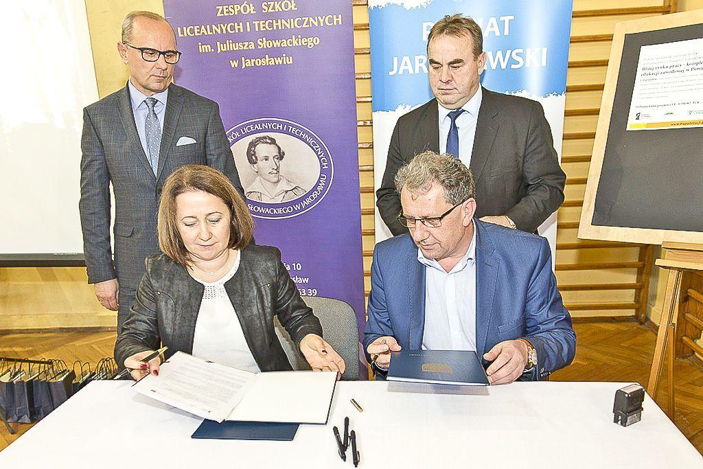 Men’sfield patronem Zespołu Szkół Licealnych i Technicznych