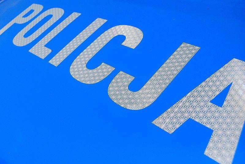 Zderzenie mercedesa i busa. Blokada drogi