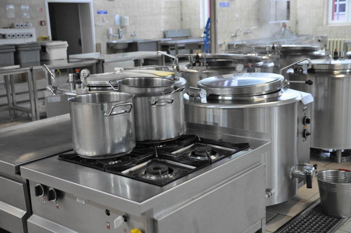 Własna kuchnia w szpitalu w Przemyślu zamiast cateringu 