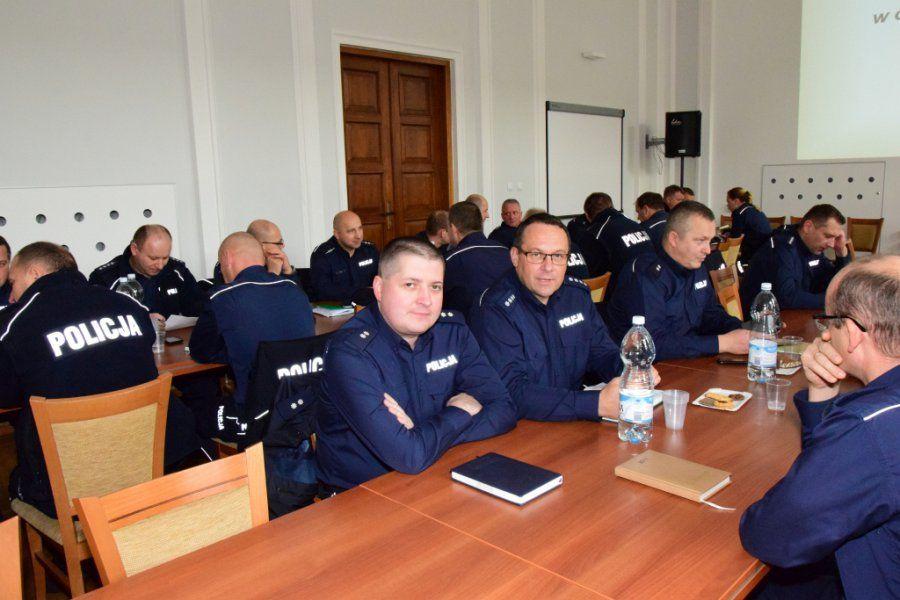 Policjanci szkolili się jak zapobiegać przemocy w rodzinie