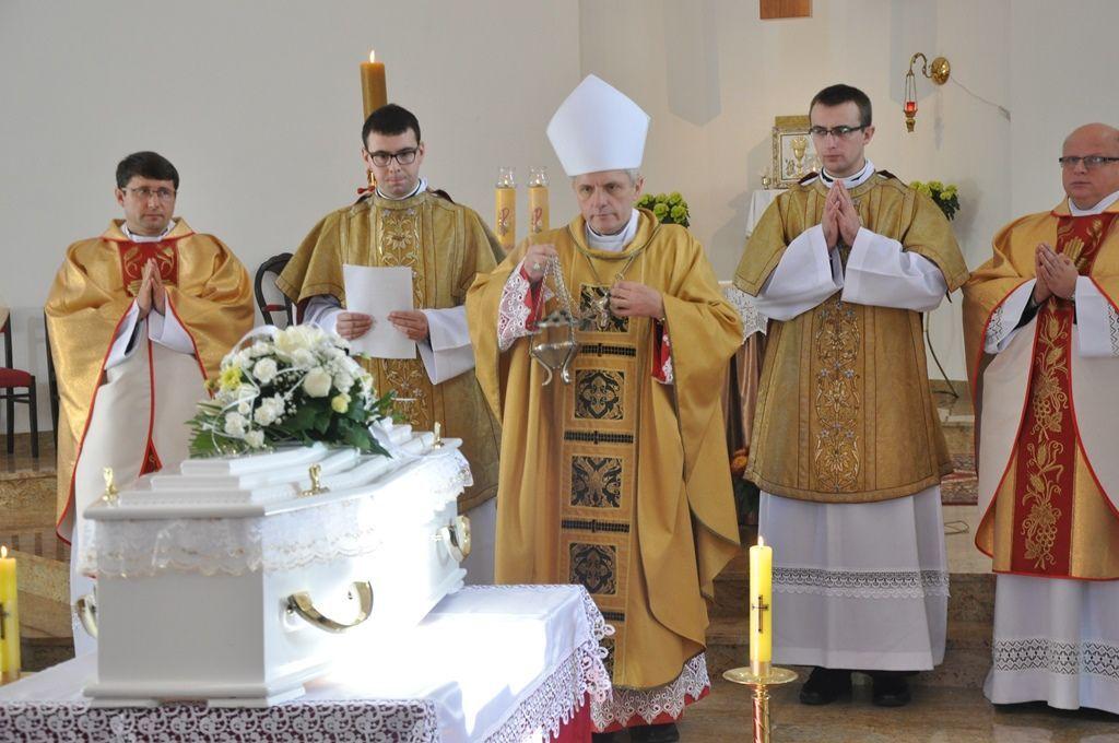 Na Cmentarzu Zasańskim pochowano 104 dzieci