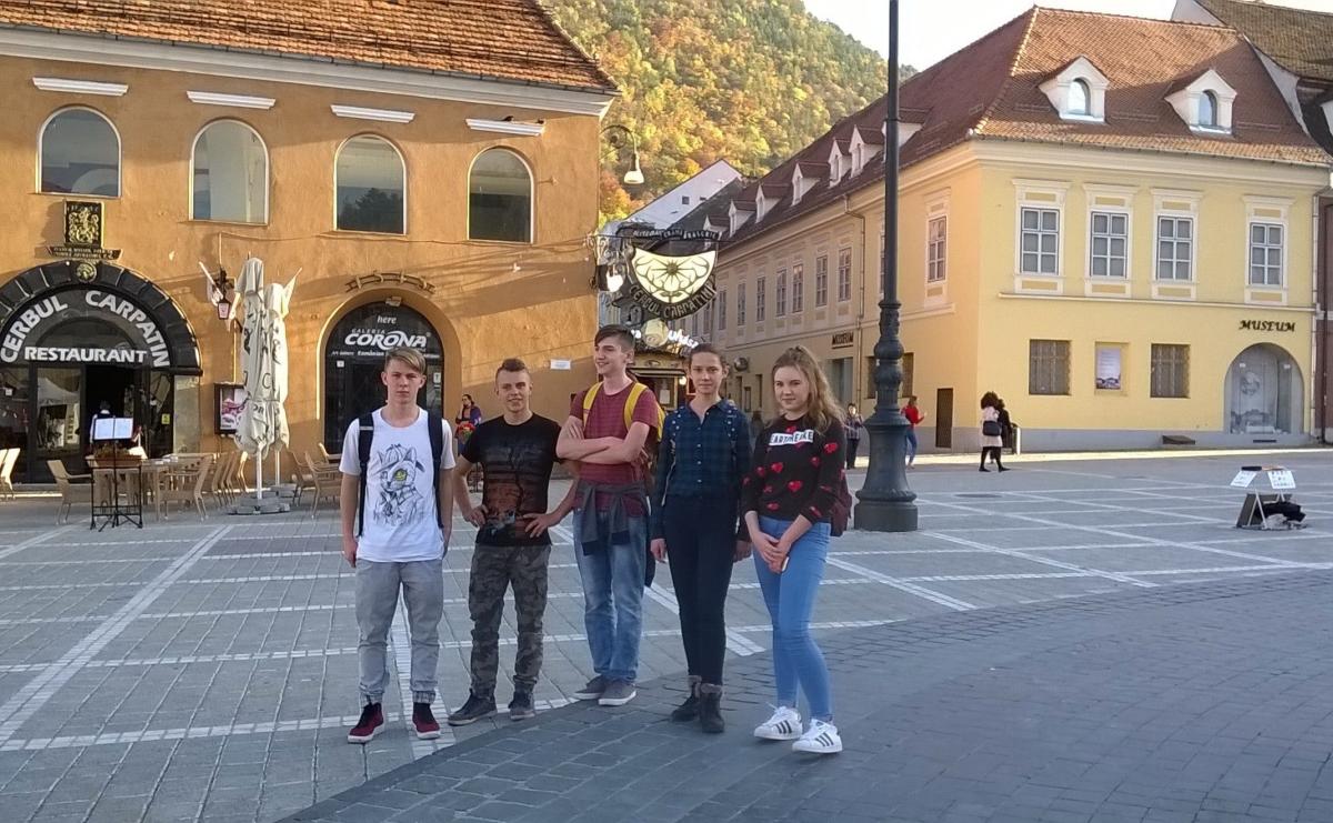 Młodzież ze Stubna z wizytą u... Drakuli