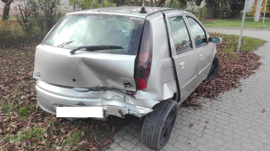 Kolizja bmw z fiatem w Ostrowie k. Przemyśla
