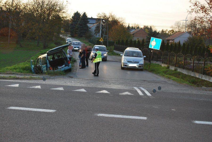 Wypadek w Duńkowiczkach. Dwie osoby w szpitalu