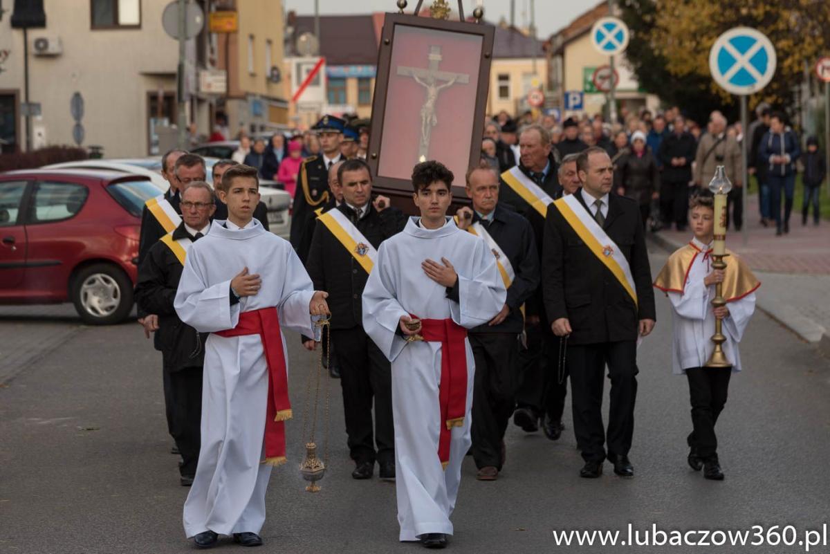 Mieszkańcy pożegnali krzyż