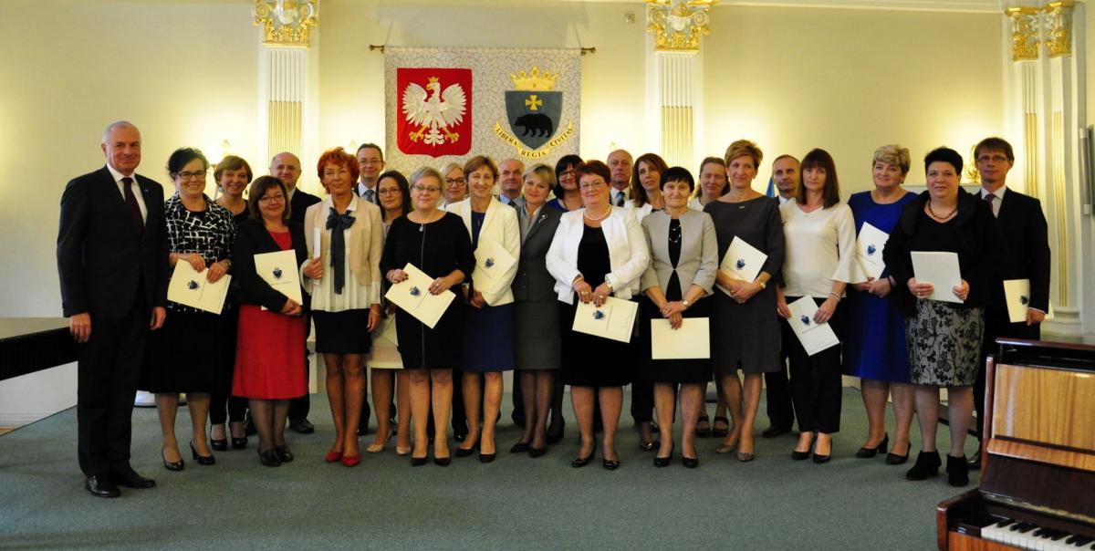 Docenili nauczycielski trud i zaangażowanie