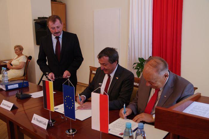 Włodarze powiatu przemyskiego odnowili porozumienie z Niemcami