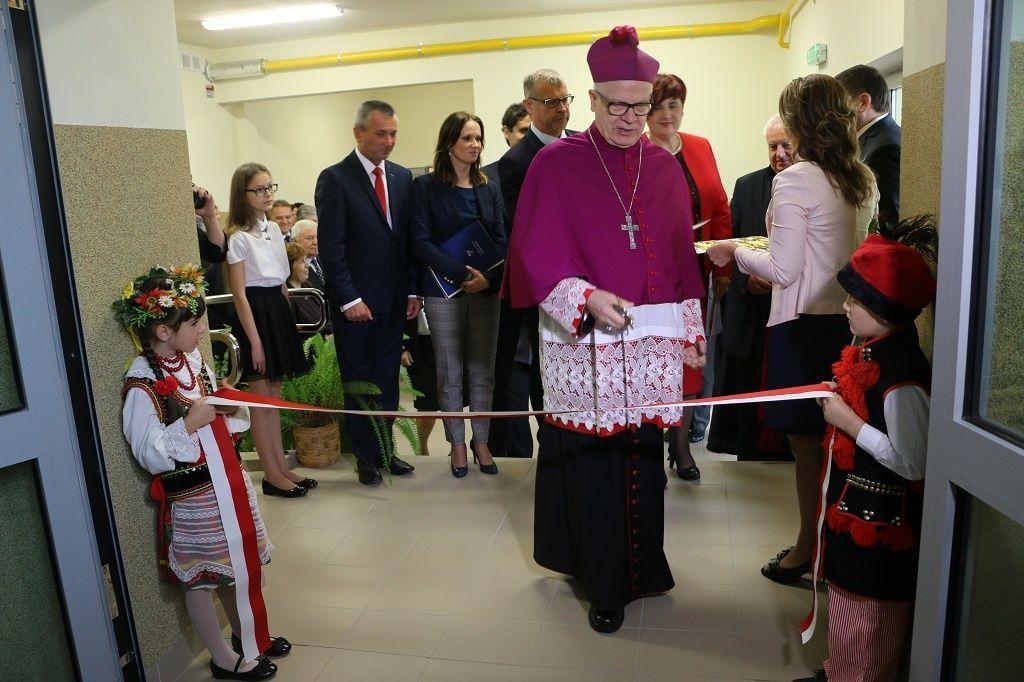 Szkoła w Chłopicach otrzymała imię Lecha Kaczyńskiego