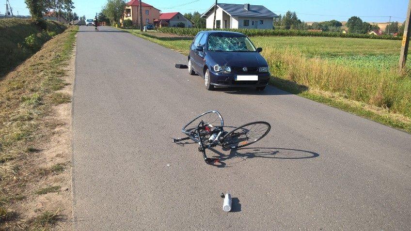 14-letni rowerzysta zderzył się z volkswagenem