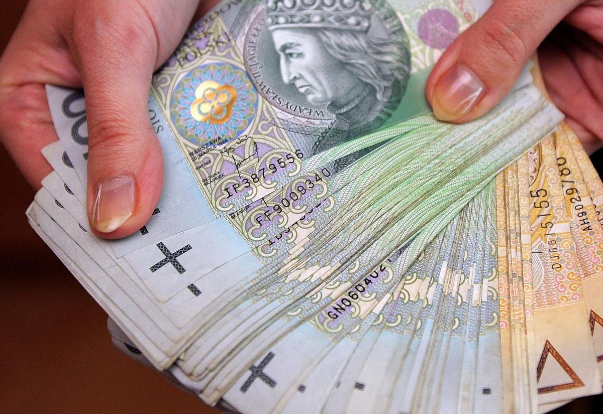 Handlowali dowodami i paszportami. Jest wyrok