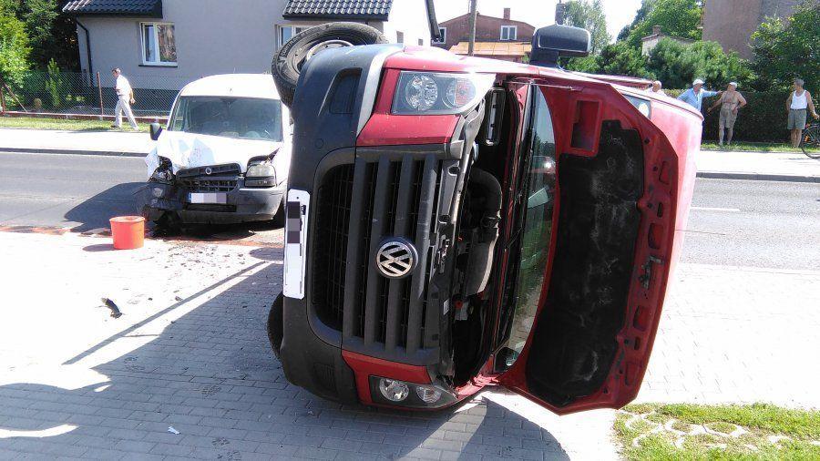 Pechowy piątek na drogach powiatu. Dwie osoby w szpitalu