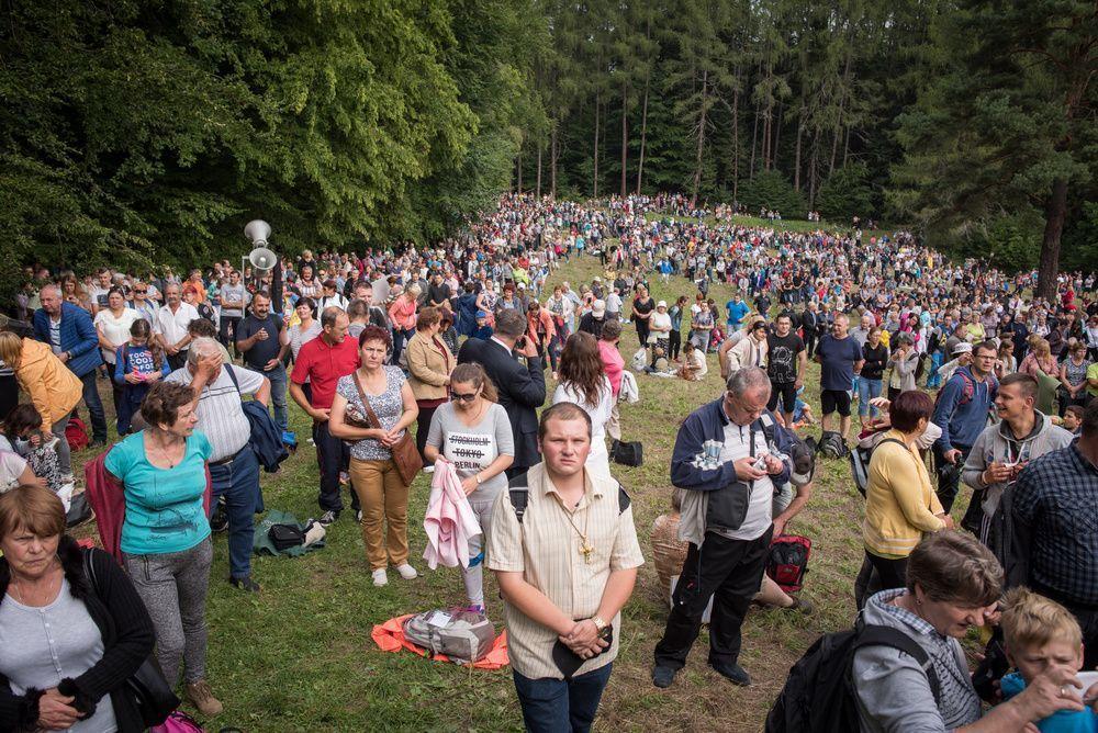 Od jutra utrudnienia na drogach. 20 tysięcy pielgrzymów zmierza do Kalwarii