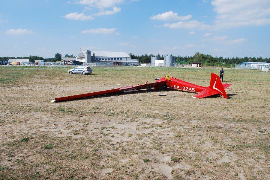 Wypadek szybowca. Pilot w stanie ciężkim trafił do szpitala