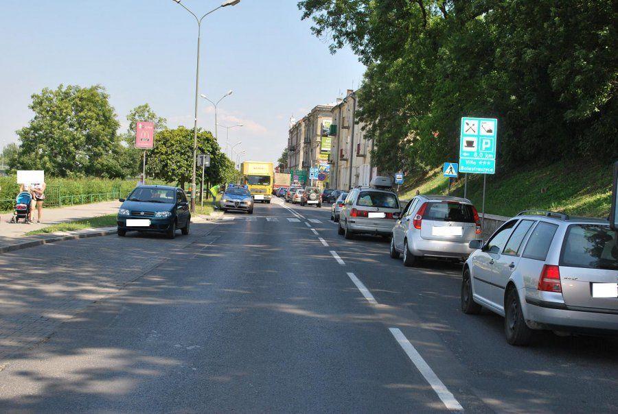Nie zachował ostrożności i potrącił 11-latka na pasach