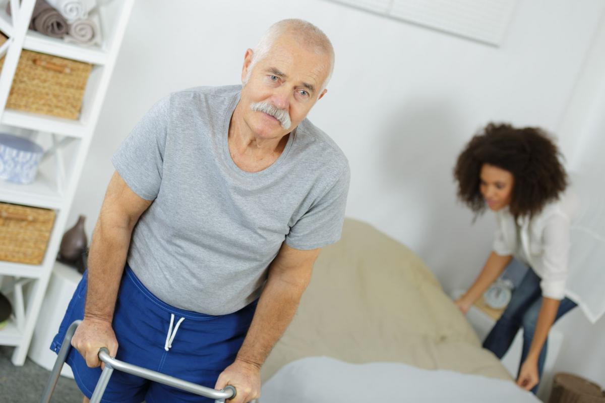 Twój bliski miał udar? Pomóż w rehabilitacji
