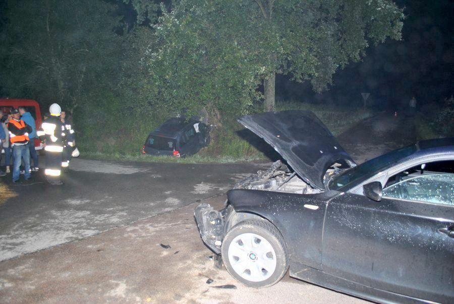 Zderzenie opla i bmw. 5 osób poszkodowanych [ZDJĘCIA]