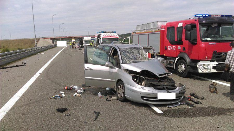Dwa wypadki na A4. 5 osób rannych [ZDJĘCIA]