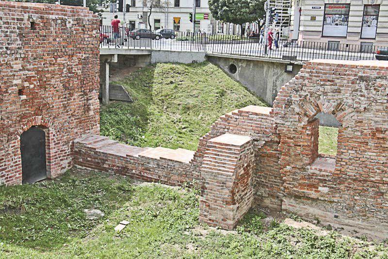 Drugi etap remontu Bramy Krakowskiej 