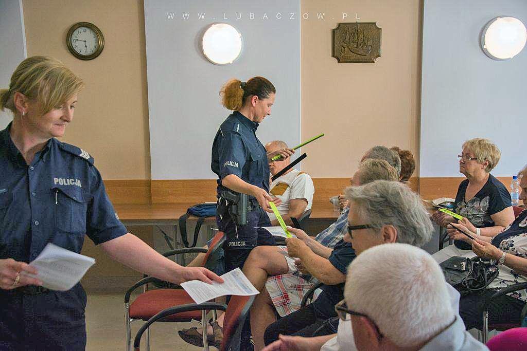 Seniorzy debatowali o bezpieczeństwie