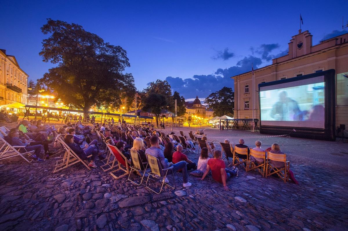 Już dziś kolejne 2 filmy pod chmurką
