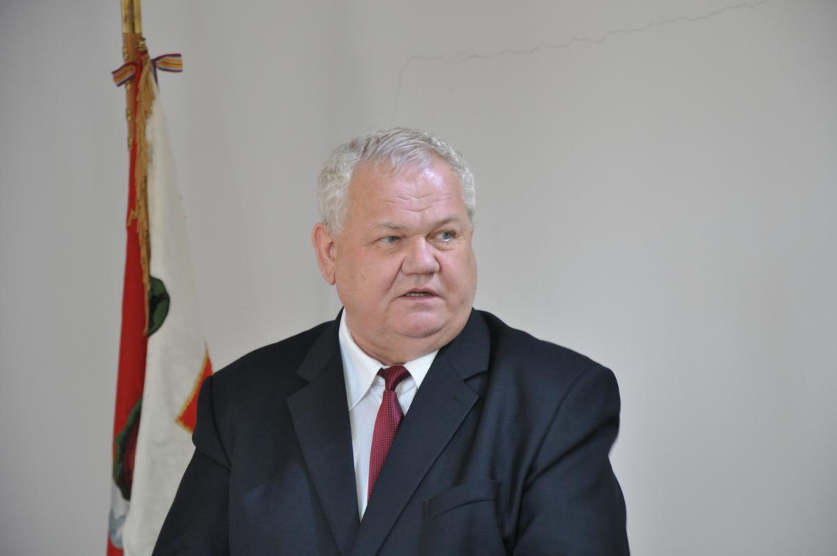 Starosta gniewa się z marszałkiem?